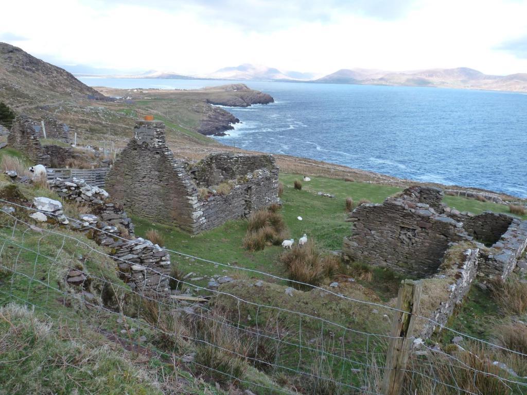 Skellig Cottages Ballinskelligs Eksteriør bilde